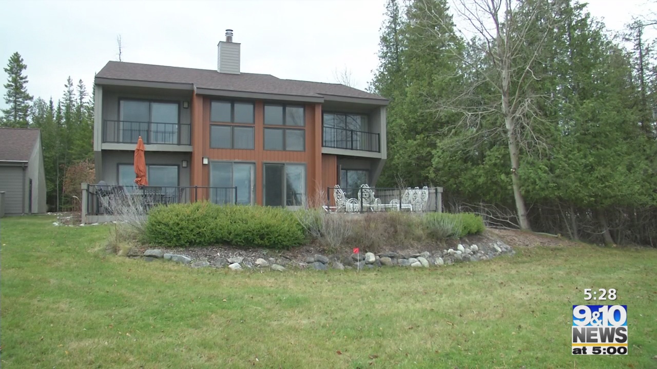 Amazing Northern Michigan Homes Hemingway Pointe Club Summer Getaway