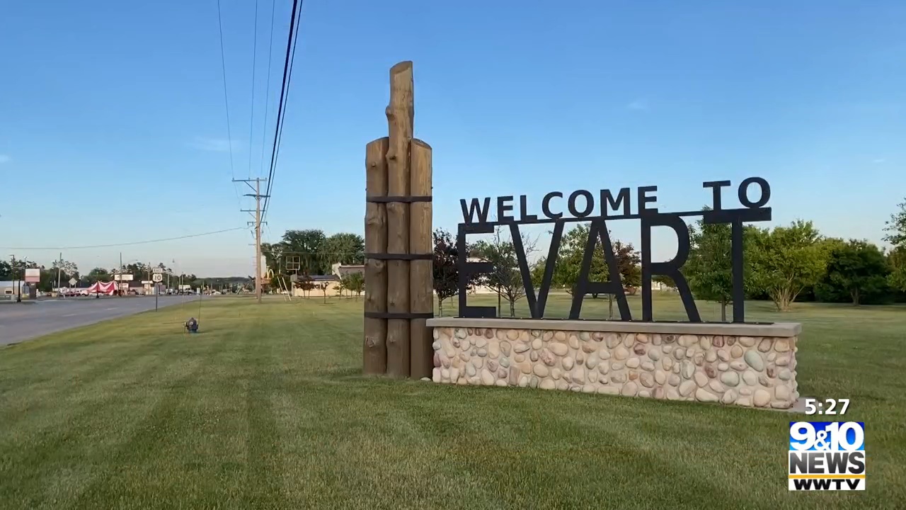 Sights and Sounds A Sunny Walk Around Evart and the Muskegon River 9