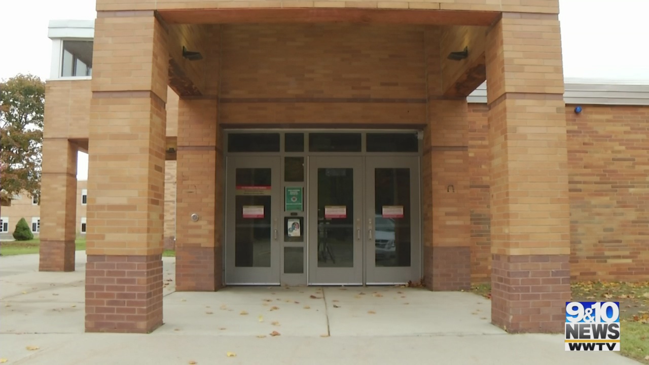 Northern Michigan School Districts Explain Decision Making Process for