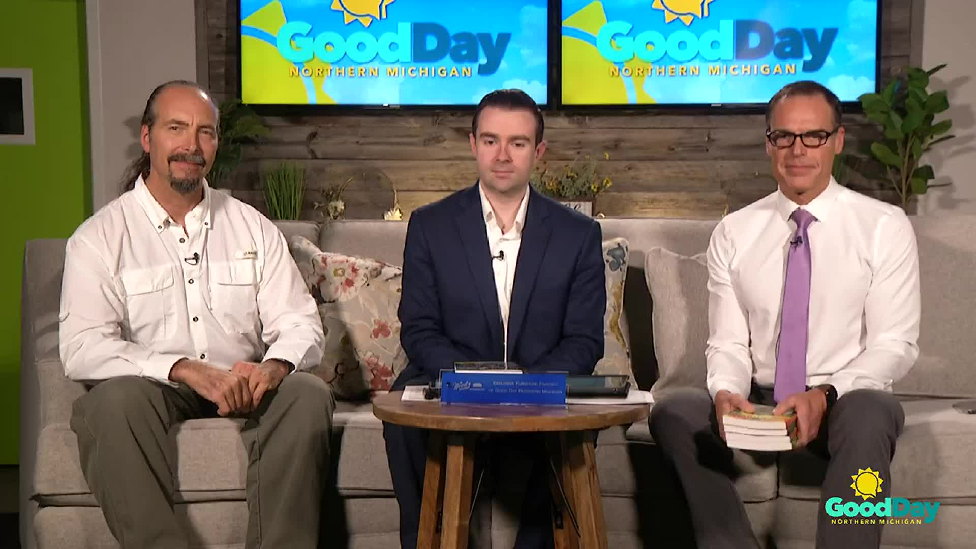 A Good Day With Michigan Chillers Author Johnathan Rand 9&10 News