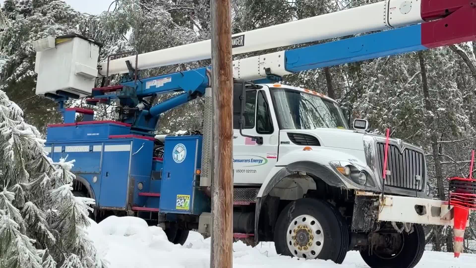 Utility crews mobilize to restore power after worst storm of 2026 ...