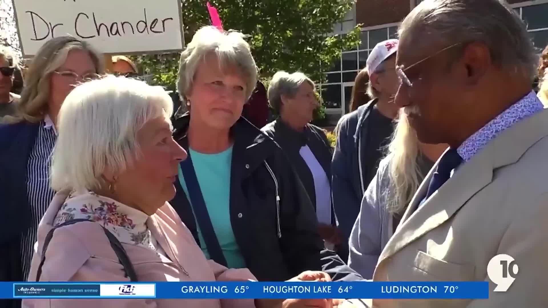 Community rallies for fired MyMichigan Sault medical professionals