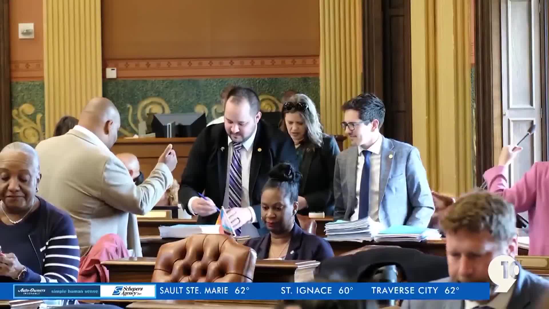 Michigan Legislature schedules extra days, hoping to avert state ...